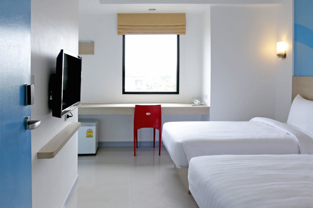 Hop Inn Mae Sot Building A Екстериор снимка