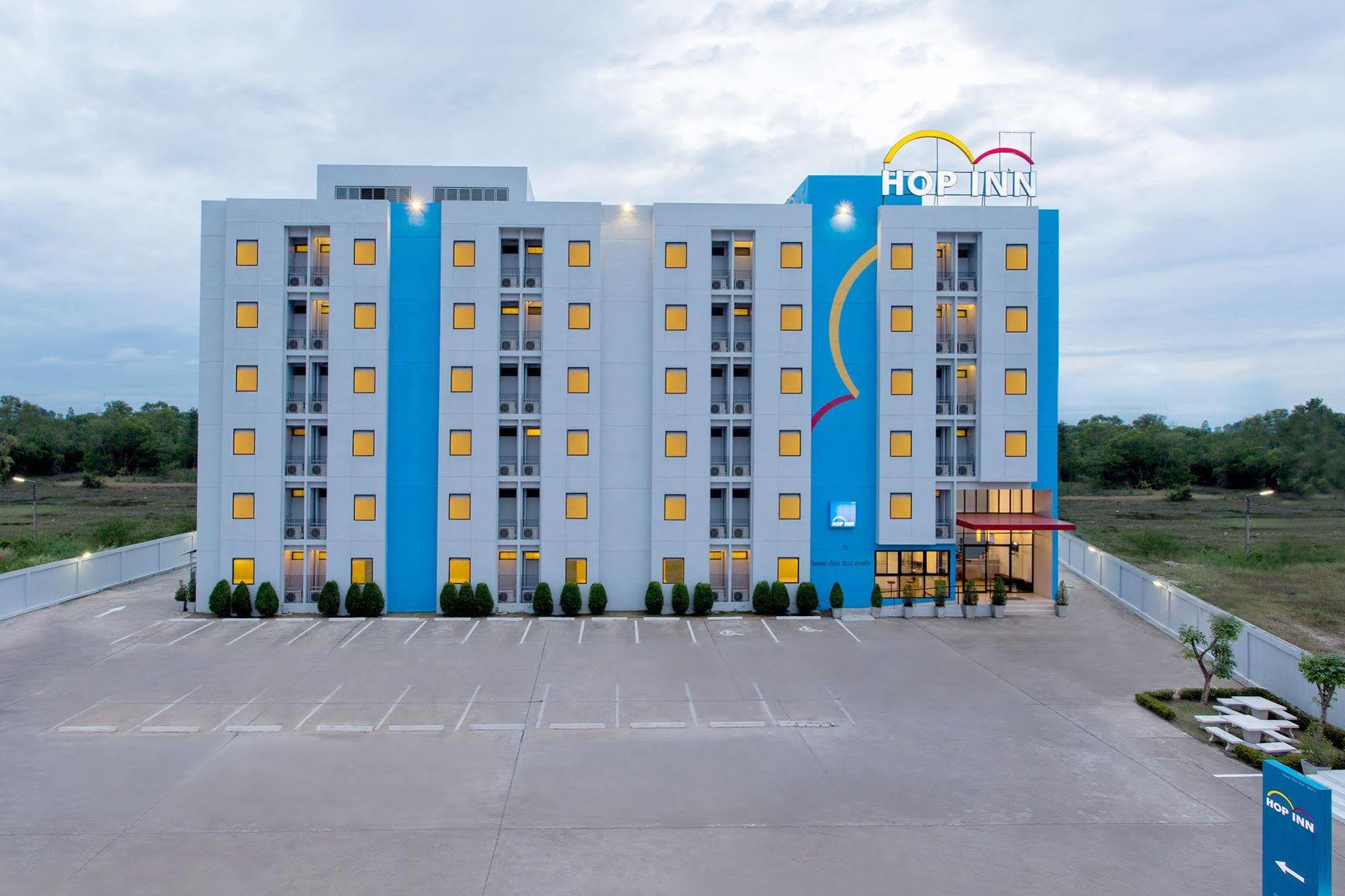 Hop Inn Mae Sot Building A Екстериор снимка